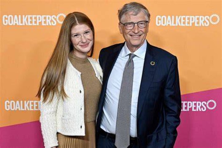 Bill & Jennifer Gates at a tennis event