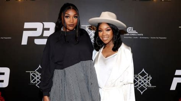 brandy, sy'rai smith