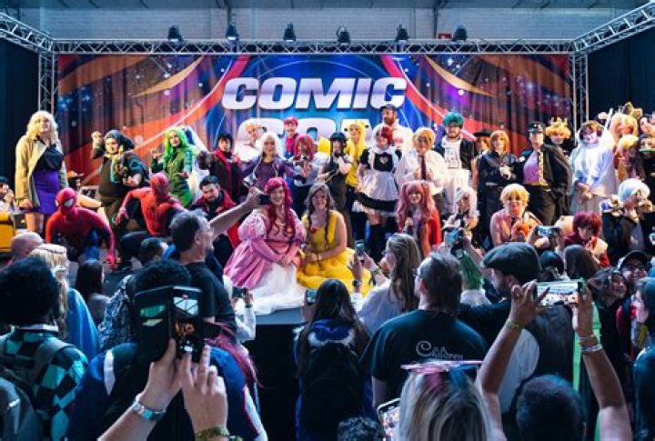 Comic-Con Cuddling