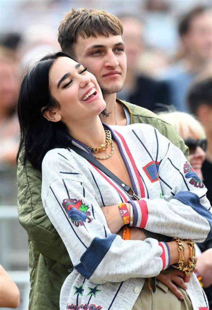 Dua Lipa Anwar Hadid