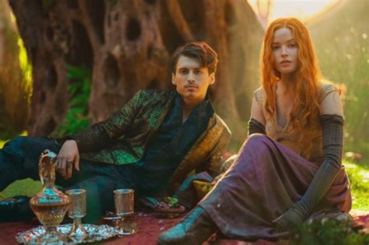 Ellie Bamber Willow
