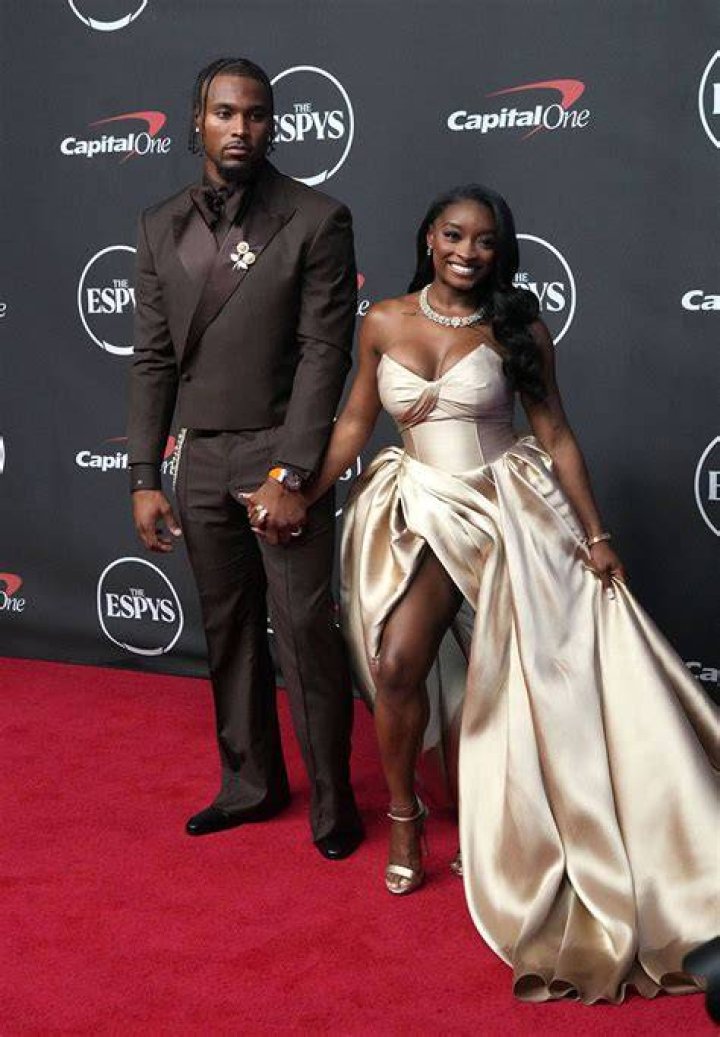 Simone BIles