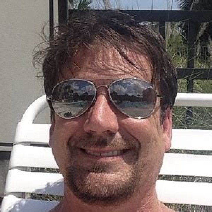 Tom Mabe 46 years